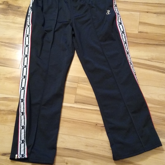 Brand New unworn women's Champion track pants - Picture 3 of 4